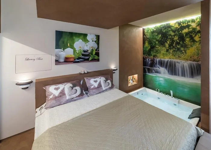 Luxury Suite